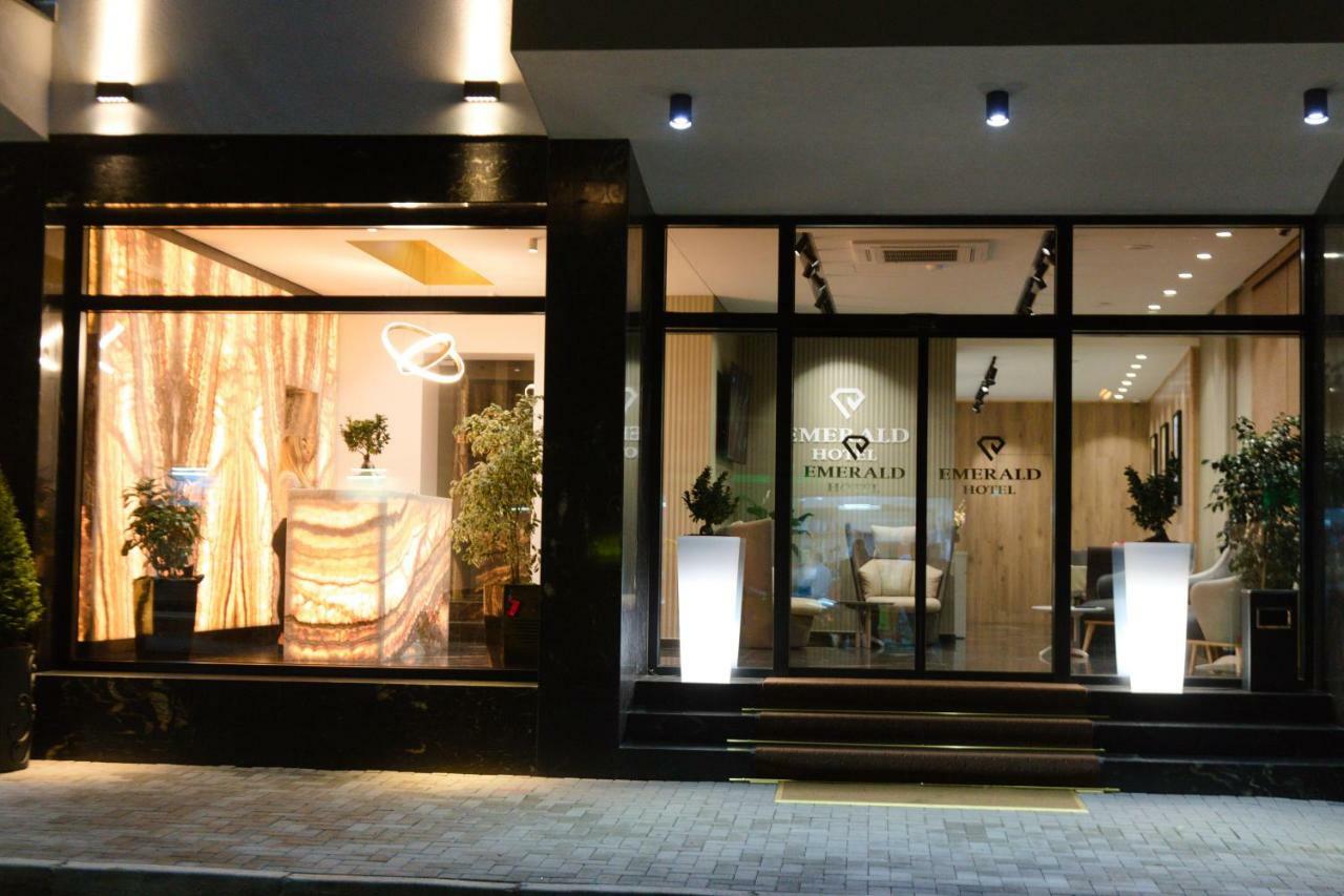 Emerald Boutique Hotel Tirana Exterior photo